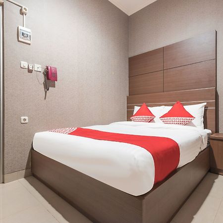 Oyo 383 Env Residence Cakarta Dış mekan fotoğraf