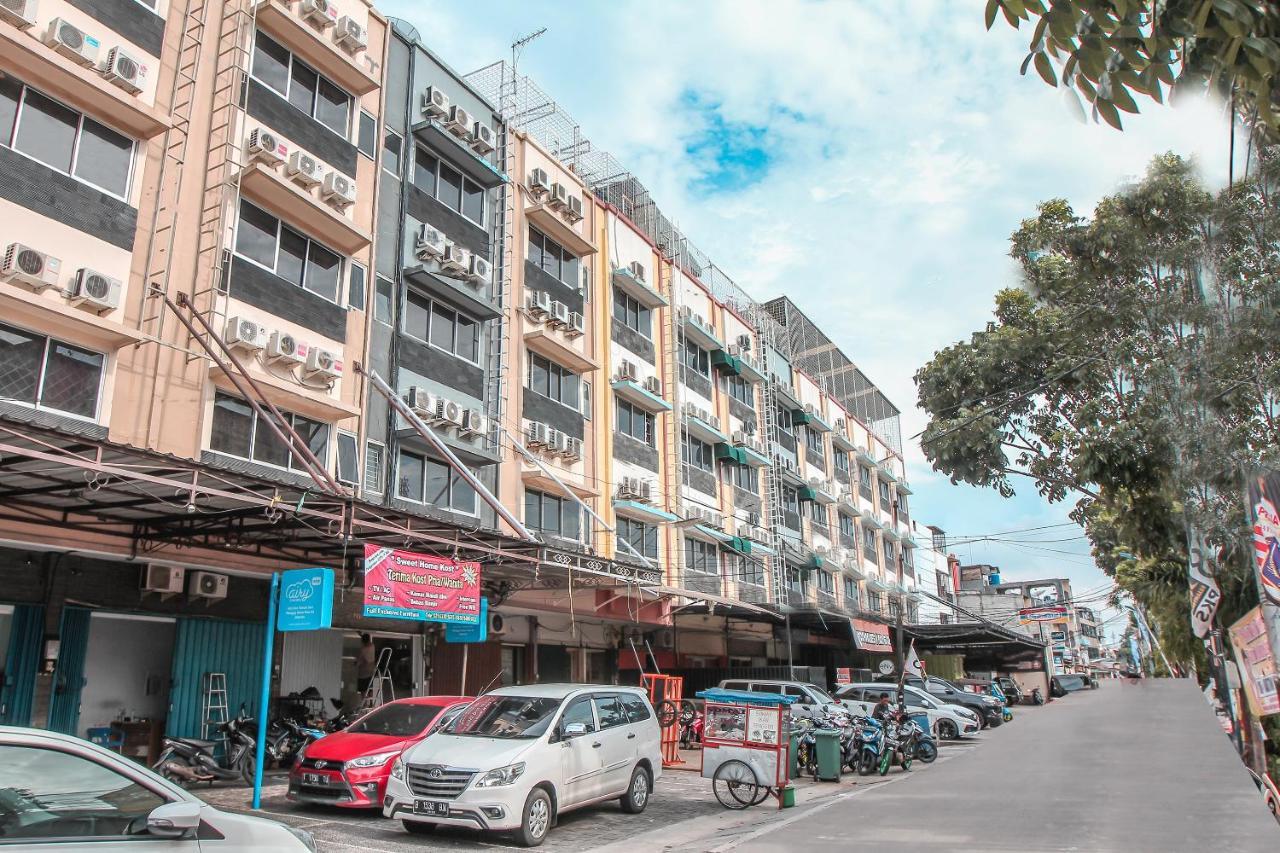 Oyo 383 Env Residence Cakarta Dış mekan fotoğraf