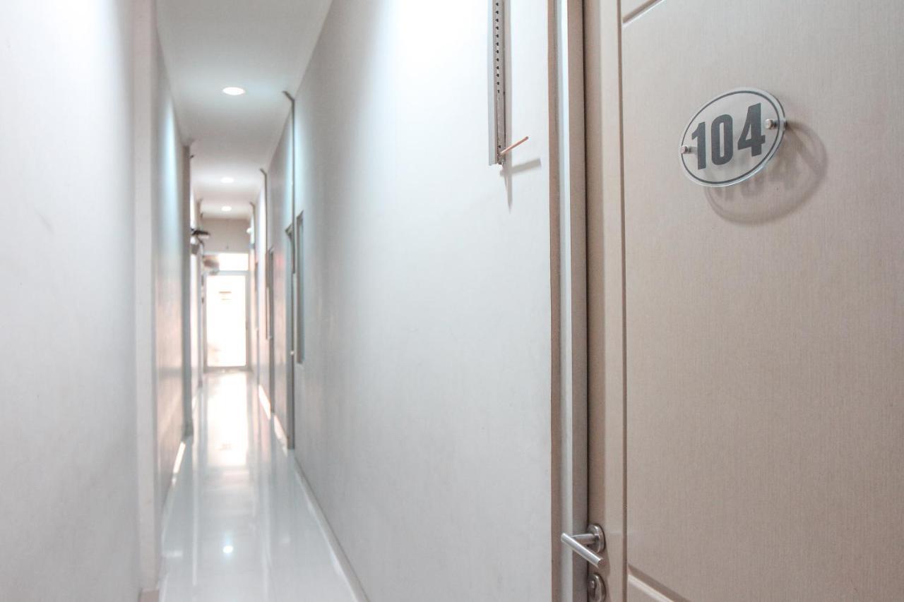 Oyo 383 Env Residence Cakarta Dış mekan fotoğraf