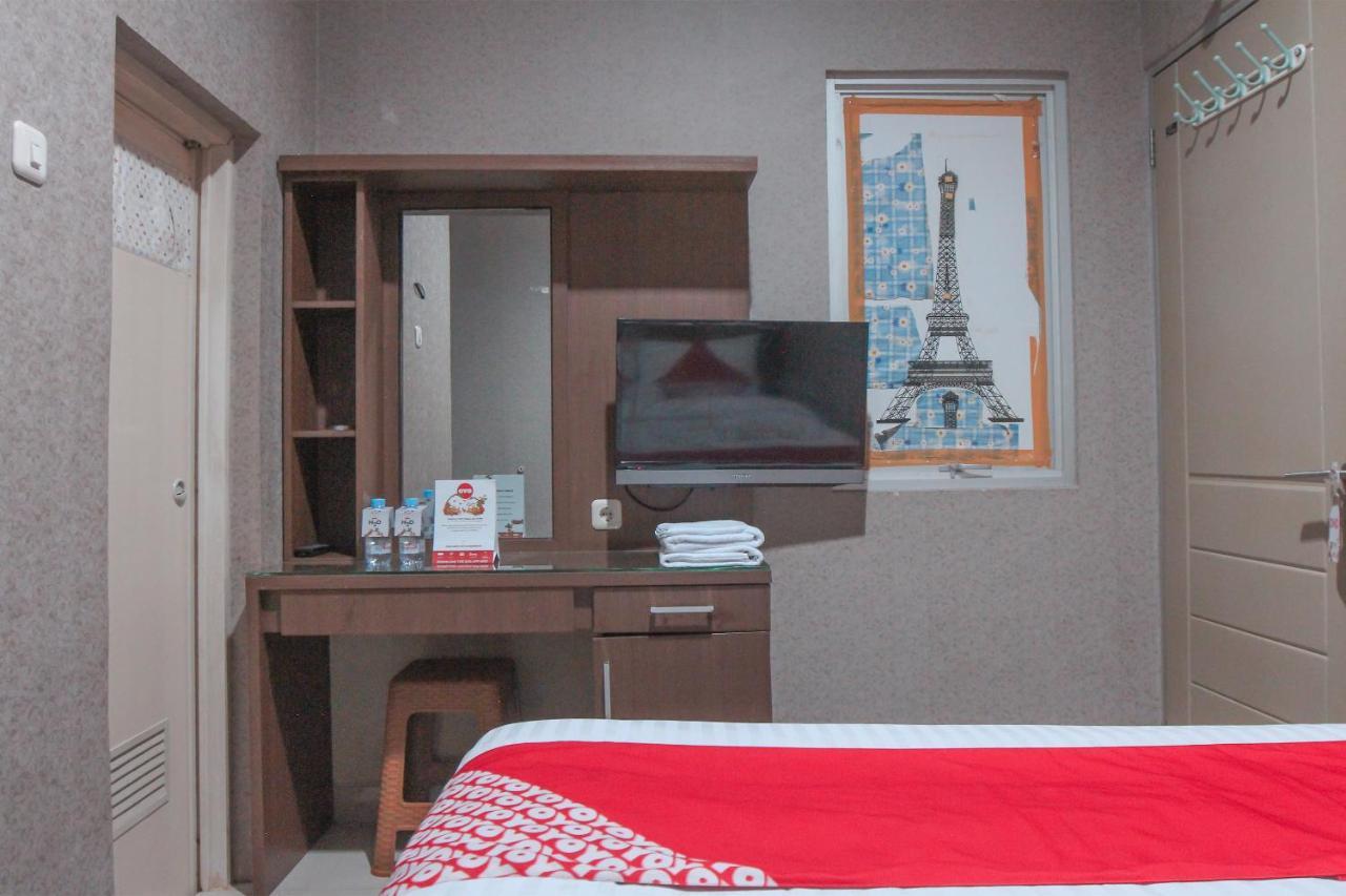 Oyo 383 Env Residence Cakarta Dış mekan fotoğraf