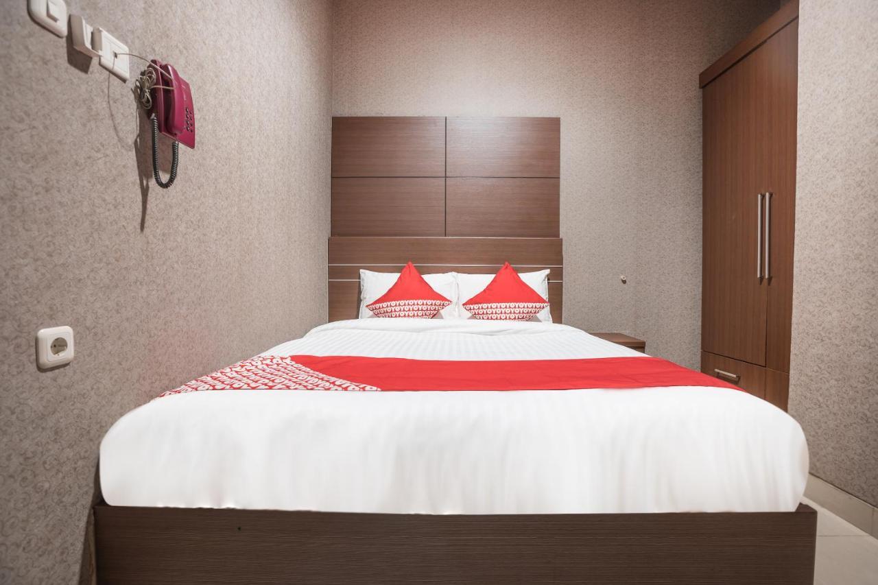 Oyo 383 Env Residence Cakarta Dış mekan fotoğraf
