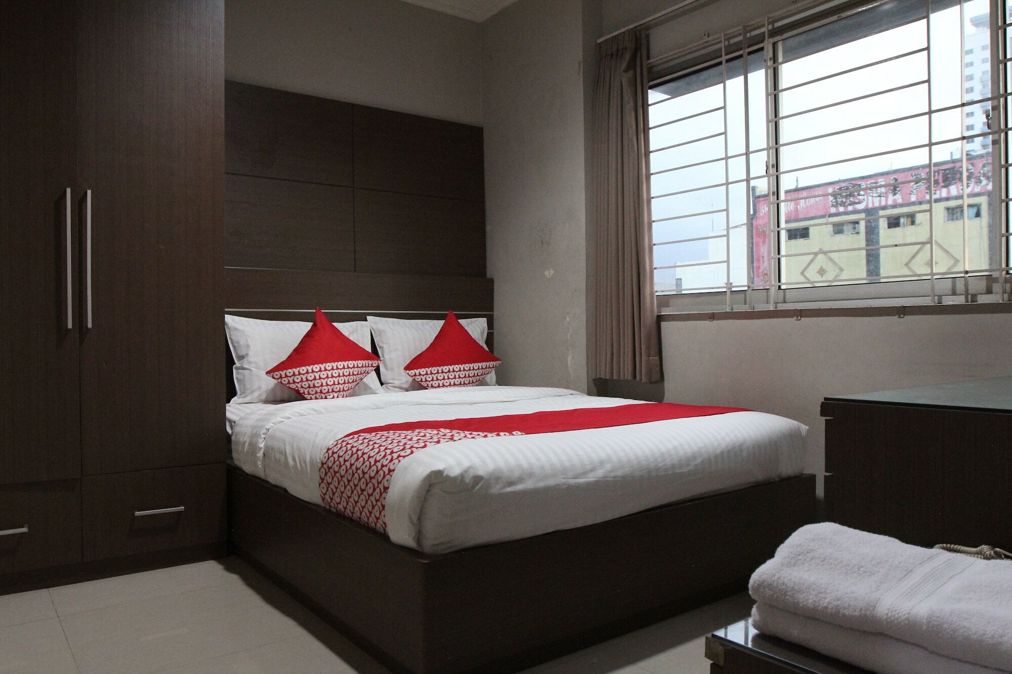 Oyo 383 Env Residence Cakarta Dış mekan fotoğraf